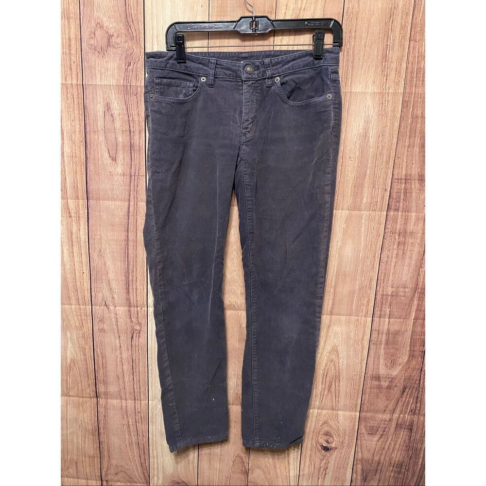 Patagonia size 27 (4) women’s Organic Cotton grey corduroy pants